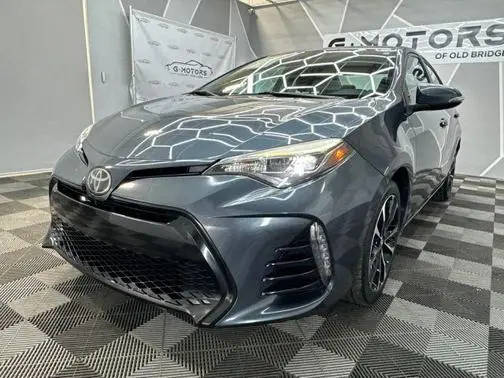 2017 Toyota Corolla SE FWD photo
