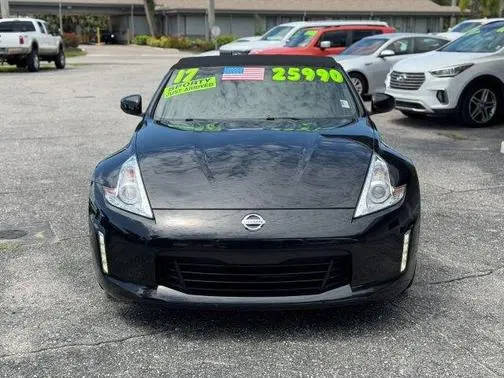2017 Nissan 370Z Touring RWD photo