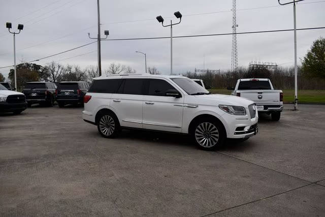 2018 Lincoln Navigator Reserve 4WD photo