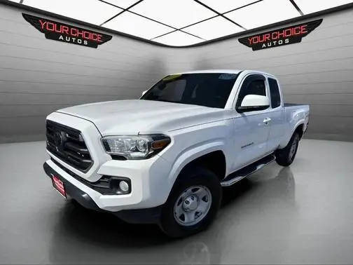2018 Toyota Tacoma SR5 4WD photo
