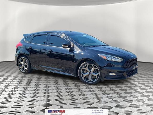 2018 Ford Focus ST FWD photo