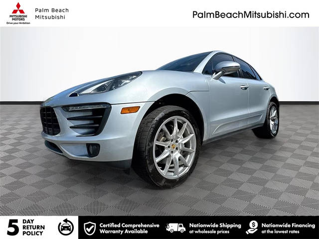 2018 Porsche Macan S AWD photo