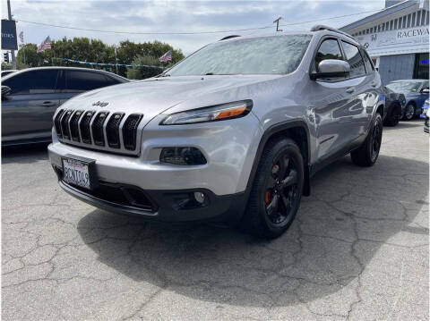 2018 Jeep Cherokee Latitude 4WD photo