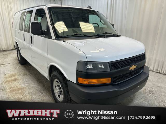 2018 Chevrolet Express Cargo RWD photo