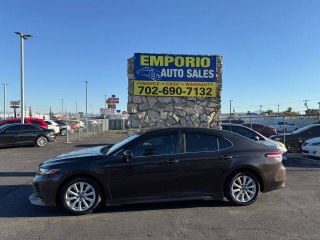 2018 Toyota Camry LE FWD photo