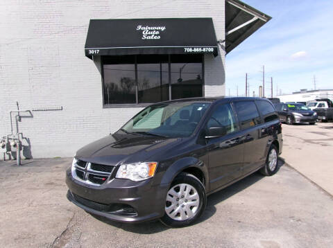 2018 Dodge Grand Caravan SE FWD photo