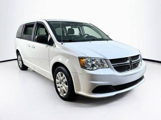 2018 Dodge Grand Caravan SE FWD photo