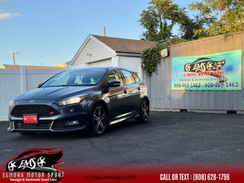 2018 Ford Focus ST FWD photo