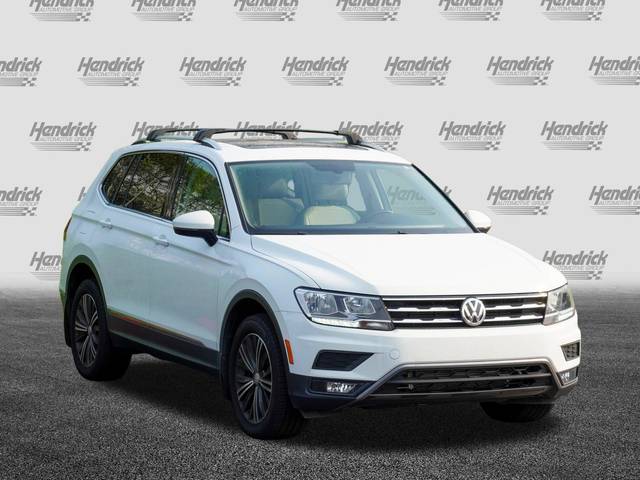 2018 Volkswagen Tiguan SEL FWD photo