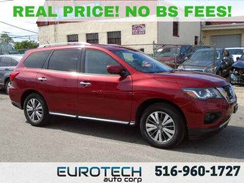 2018 Nissan Pathfinder SL 4WD photo
