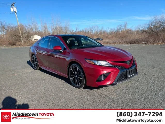 2018 Toyota Camry XSE FWD photo