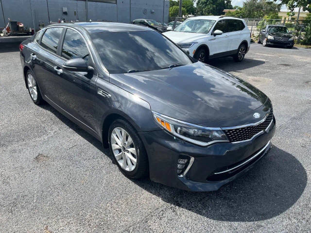 2018 Kia Optima S FWD photo