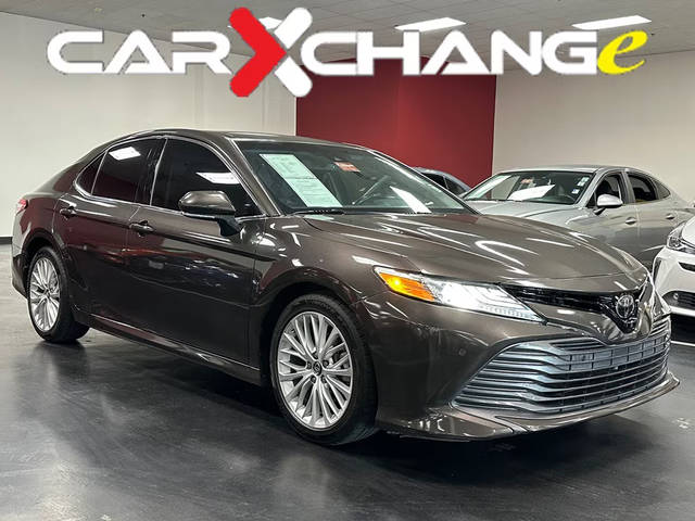 2018 Toyota Camry XLE FWD photo