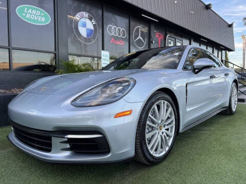 2018 Porsche Panamera 4 AWD photo