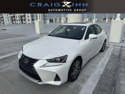 2018 Lexus IS IS 300 RWD photo