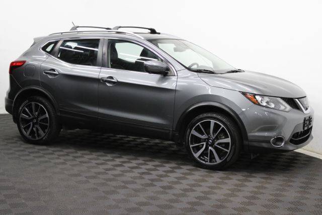 2017 Nissan Rogue Sport SL AWD photo