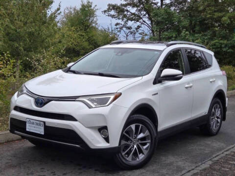 2018 Toyota RAV4 Hybrid XLE AWD photo