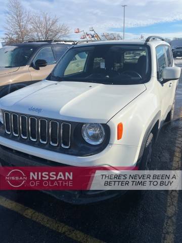 2017 Jeep Renegade Latitude 4WD photo