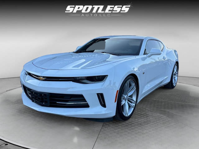 2018 Chevrolet Camaro 1LT RWD photo