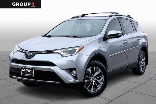 2018 Toyota RAV4 Hybrid XLE AWD photo