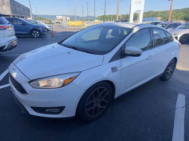 2018 Ford Focus SEL FWD photo