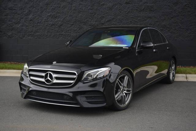 2018 Mercedes-Benz E-Class E 300 RWD photo