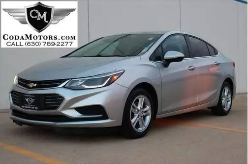 2017 Chevrolet Cruze LT FWD photo