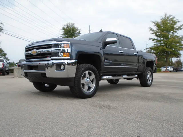 2018 Chevrolet Silverado 2500HD LTZ 4WD photo