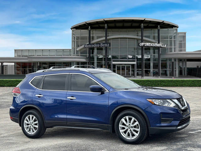 2018 Nissan Rogue SV FWD photo