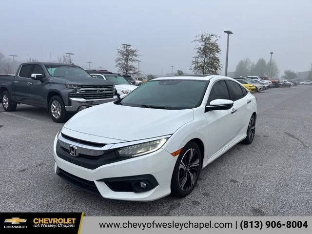 2018 Honda Civic Touring FWD photo