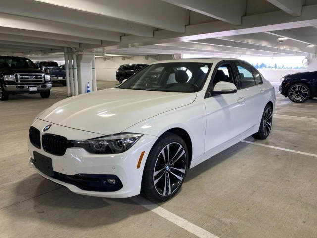 2018 BMW 3 Series 330i xDrive AWD photo