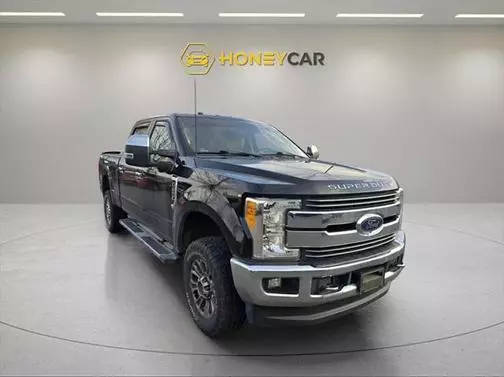 2017 Ford F-250 Super Duty Lariat 4WD photo