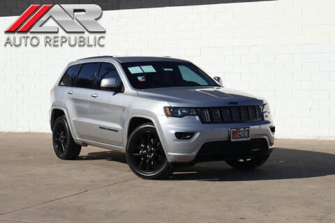 2018 Jeep Grand Cherokee Altitude RWD photo