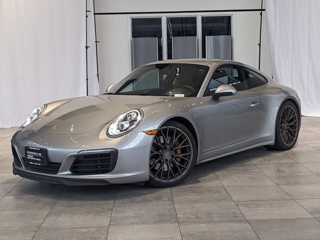 2018 Porsche 911 Carrera 4S AWD photo