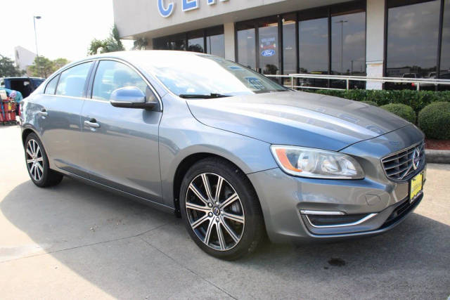 2018 Volvo S60 Inscription AWD photo