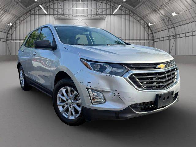 2018 Chevrolet Equinox LS FWD photo