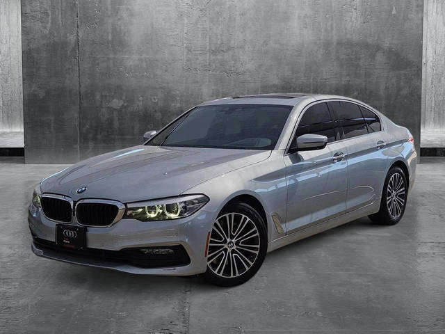 2018 BMW 5 Series 530i RWD photo