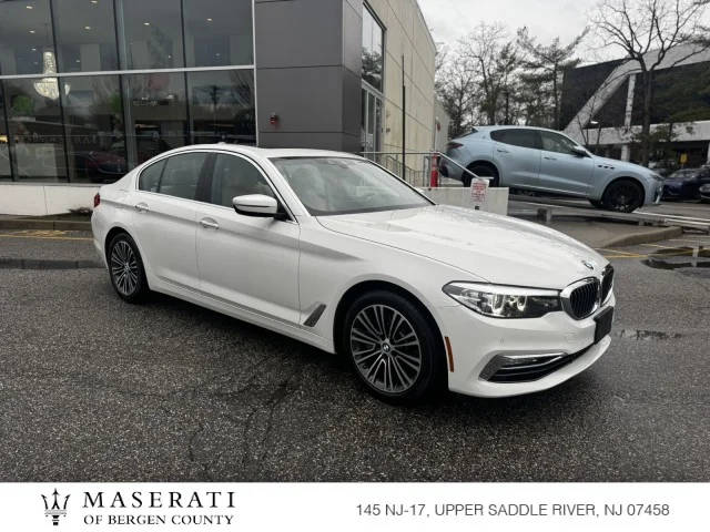 2018 BMW 5 Series 530i xDrive AWD photo