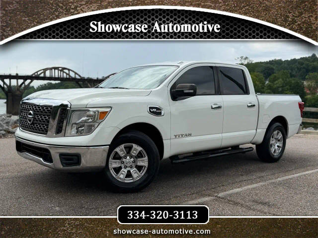 2017 Nissan Titan SV RWD photo