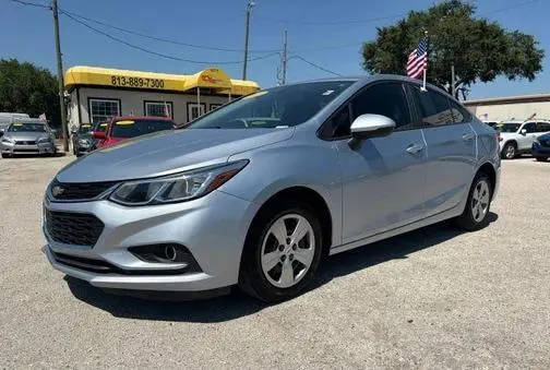2018 Chevrolet Cruze LS FWD photo