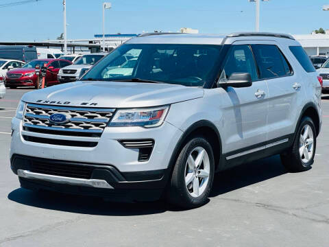 2018 Ford Explorer XLT FWD photo