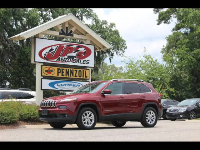 2018 Jeep Cherokee Latitude Plus 4WD photo