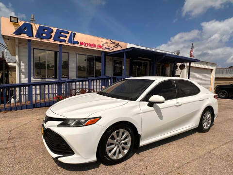 2018 Toyota Camry LE FWD photo