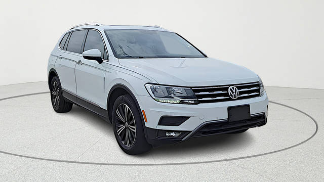 2018 Volkswagen Tiguan SEL FWD photo