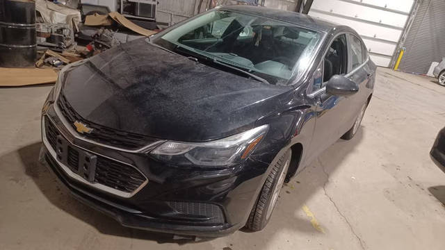 2018 Chevrolet Cruze LT FWD photo