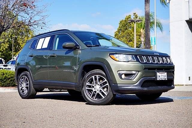 2018 Jeep Compass Latitude FWD photo