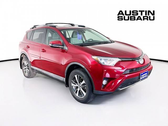 2018 Toyota RAV4 XLE FWD photo
