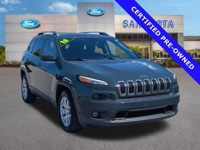 2018 Jeep Cherokee Latitude Plus FWD photo