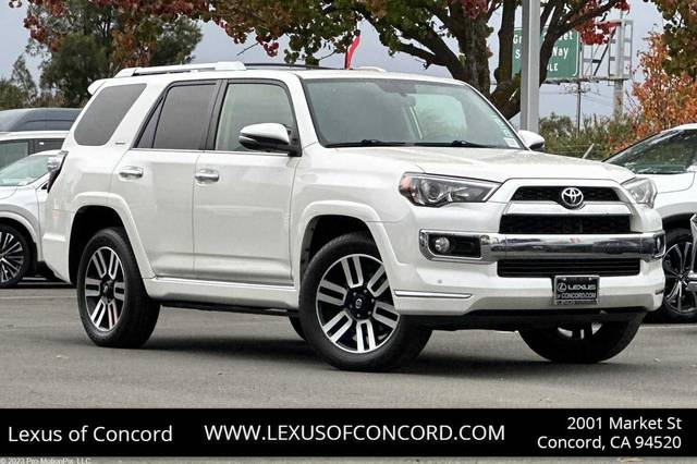 2018 Toyota 4Runner Limited 4WD photo