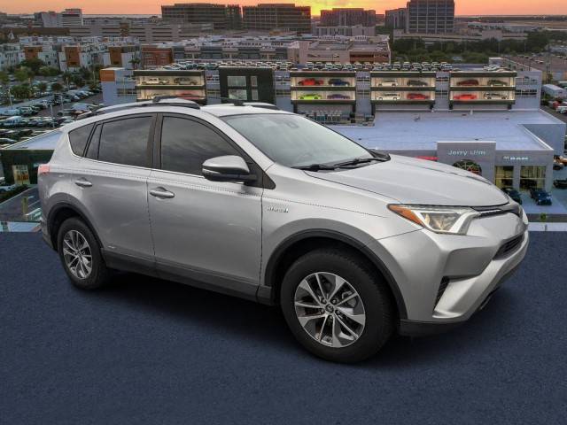 2018 Toyota RAV4 Hybrid LE AWD photo